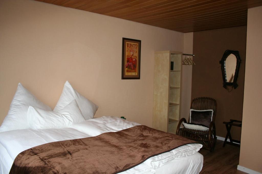 Hinter Den Spiegeln Otel Heimbach Oda fotoğraf
