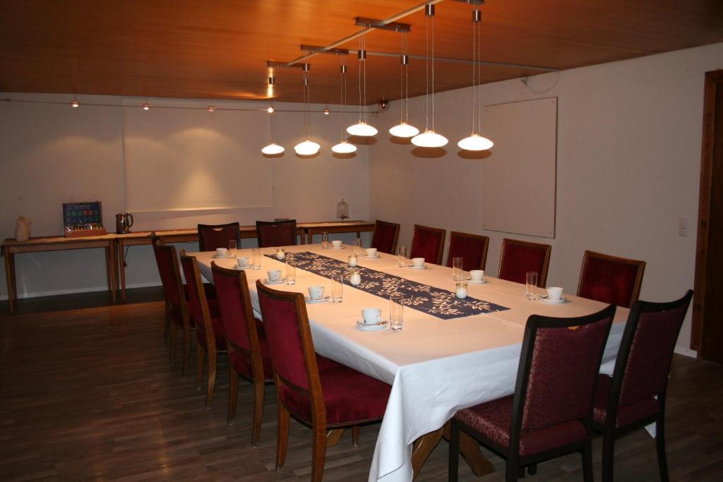 Hinter Den Spiegeln Otel Heimbach Dış mekan fotoğraf